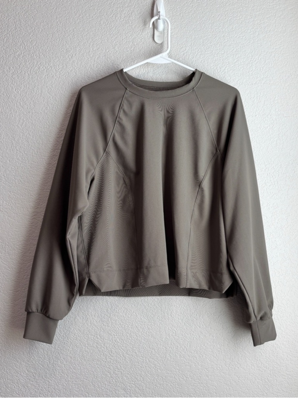 NWT Victoria's Secret VSX LUXRib Crewneck Pullover Sweatshirt Olive Green Medium